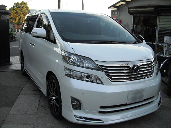 メーカー：トヨタ　車両名：ヴェルファイア　ANH20W　納車地域：吹田市　男性