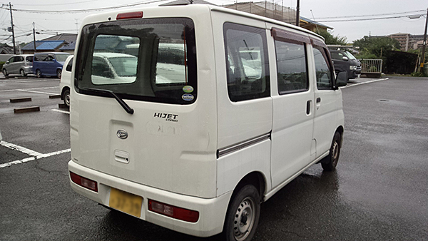メーカー：ダイハツ　車両名：ハイゼットカーゴ　納車地域：吹田市　法人