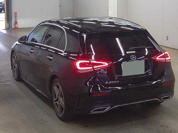 ベンツ Aクラス グレード:A200D AMGライン 納車地域:大阪府豊中市 個人 ベンツ Aクラス グレード:A200D AMGライン 納車地域:大阪府豊中市 個人