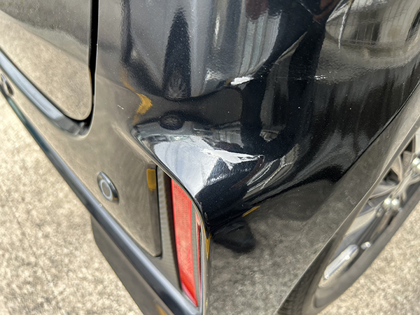 スズキ　スペーシアカスタム　バンパーをぶつけてしまったモノを修理　地域：枚方市　男性