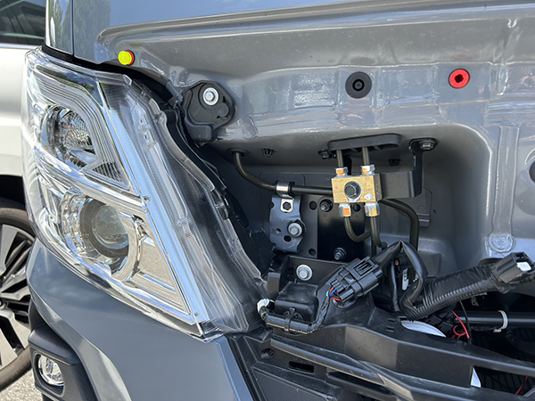 日産 キャラバン NV350 走行中に鹿にぶつかってしまい、車両前方を損傷 地域:摂津市 法人